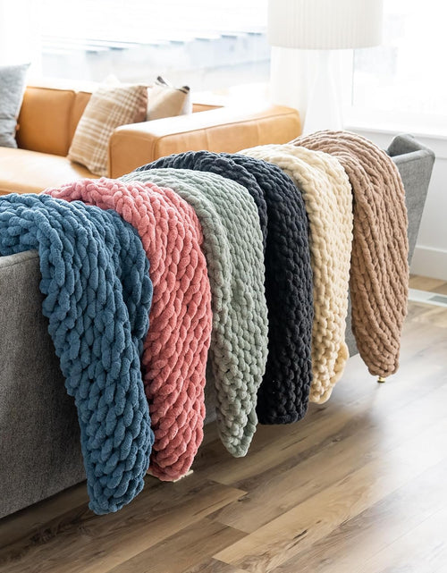 Load image into Gallery viewer, Grey Large Chunky Knit Blanket Throw 50X70; Knitted Throw Blankets for Boho Decor,Large Knit Blanket Chunky Yarn;Thick Knitted Blanket Chunky;Thick Cable Knit Throw for Couch/King Bed
